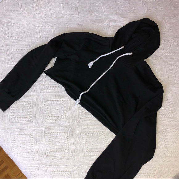Tops - SOLD - ▪️3 for 30▪️ Cropped Hoodie